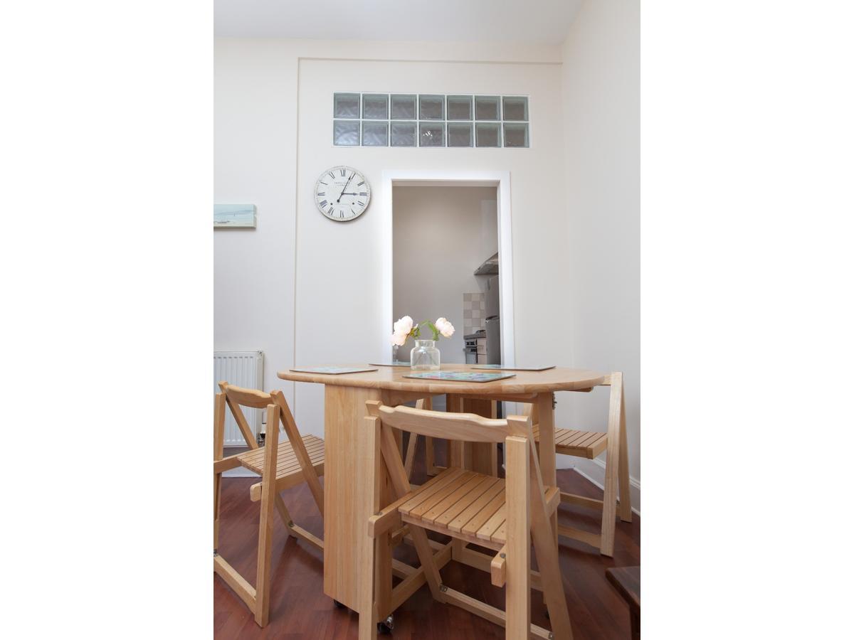Homely Tenement For 2 Near Botanic Gardens เอดินบะระ ภายนอก รูปภาพ